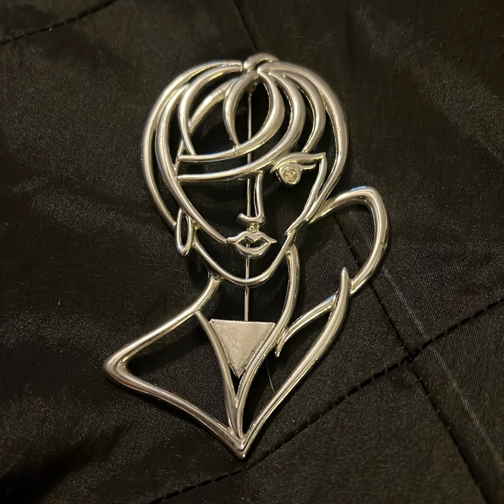 Modern Lady Pin